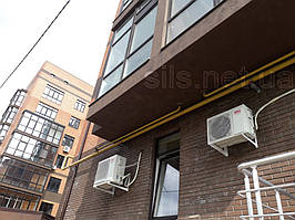 Установка кондиционеров в количестве 4шт по пр.Металлургов г.Запорожье 1