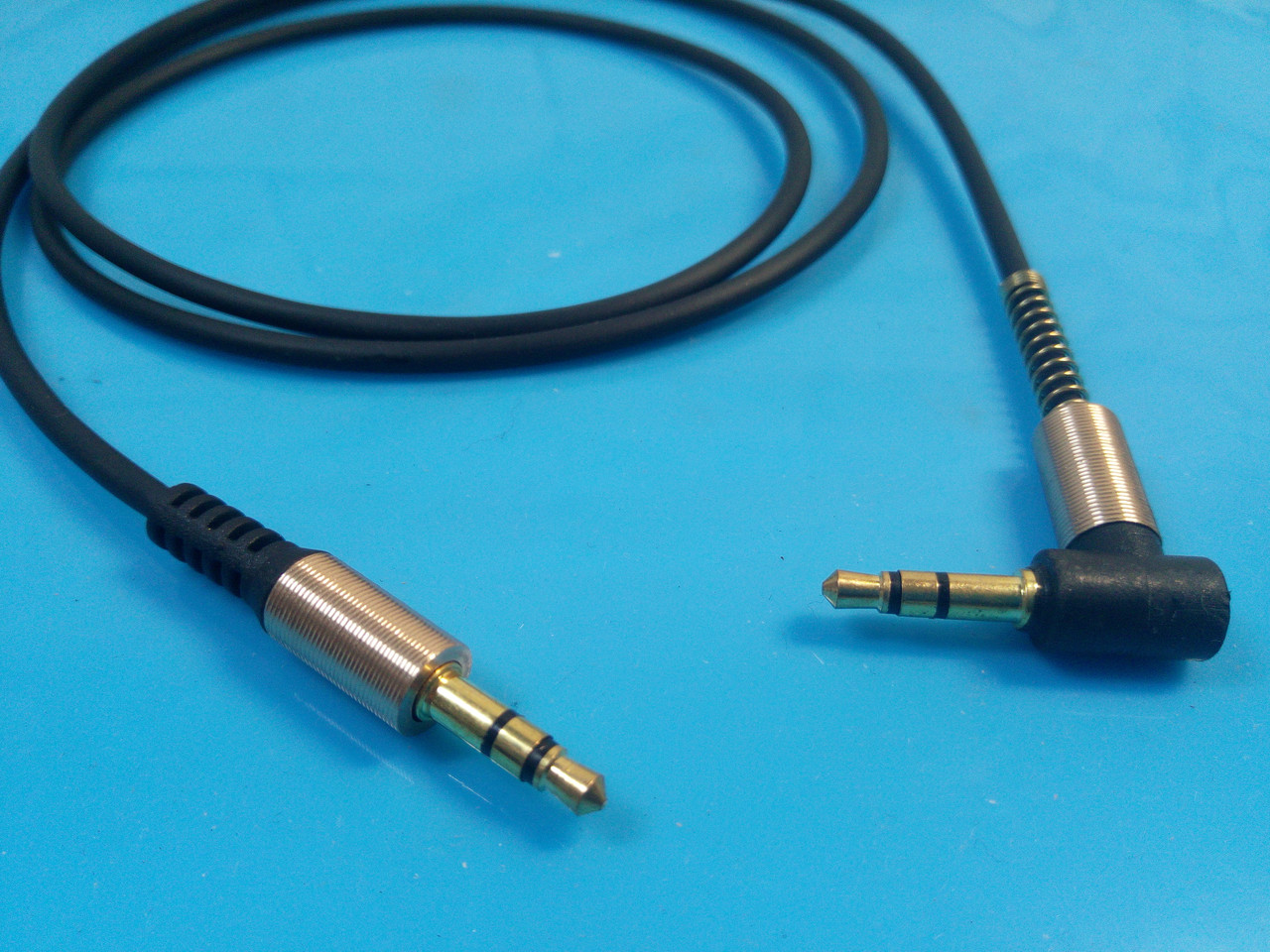 Аудио кабель AUX , штекер 3.5 jack стерео - штекер 3.5 jack стерео ...