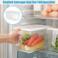 Прозорий пластиковий контейнер для зберігання продуктів у холодильнику
