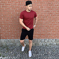Бордовая футболка и черные шорты / Летние комплекты для мужчин