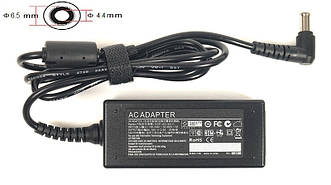 Блок живлення для ноутбуків PowerPlant SAMSUNG 220V, 16V 45W 2.8 A (6.5*4.4)