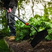 Сапи і культиватори FISKARS