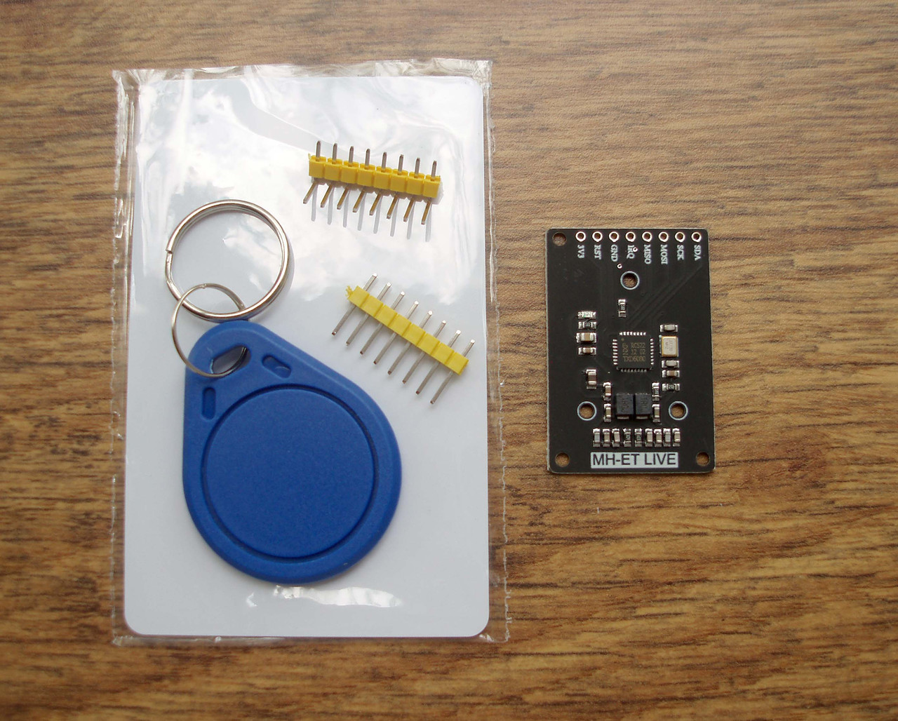 Mini RFID RC522 модуль + карта + брелок для Arduino. MIFARE S50, MIFARE S70, MIFARE UltraLight, MIFARE Pro, MI