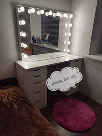 Шикарный столик с зеркалом без рамы 1