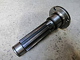 Вал роздавальної коробки 151.37.310-1А, фото 6