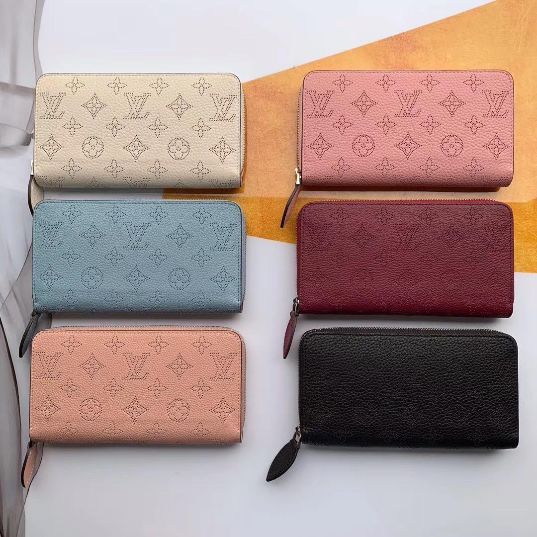 Гаманець жіночий Louis Vuitton з тисненням