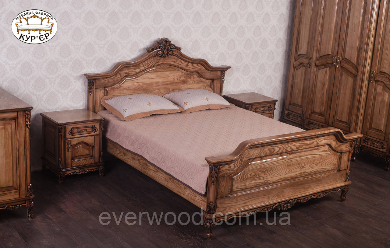 Класична спальня з дерева "Наполеон Вуд" під замовлення. Меблі для спальні з натурального дерева