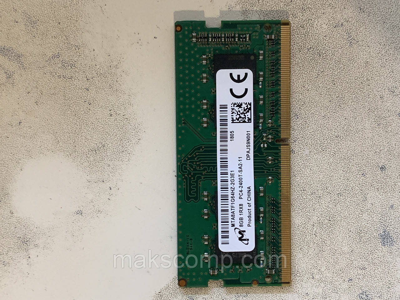 Пам'ять Micron 8Gb PC4-2400T (MTA8ATF1G64HZ-2G3E1)