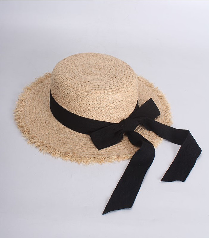 Капелюшок канотьє жіноча пляжна з чорною стрічкою, фото 1