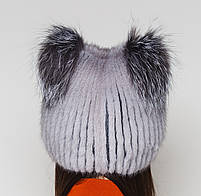 Жіноча хутряна шапка з норки та чорнобурки на в'язаній основі, Модель "Киска", колір "сіро-блакитний", фото 2