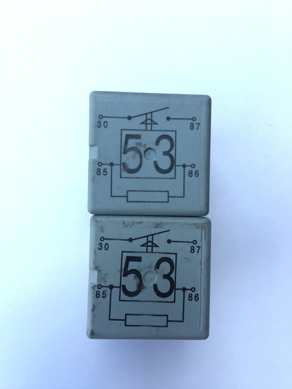 Автомобільне реле б/у No 53 141951253B / 20240072 /20 240 072 / 12V40A, фото 1