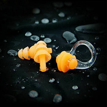 Беруші для плавання, купання з кліпсою Silenta Swim Light, світло-жовтогарячий колір.