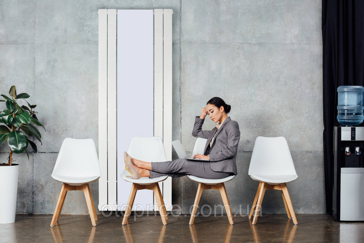 Дизайнерський вертикальний радіатор із дзеркалом Mirror 1800 Betatherm