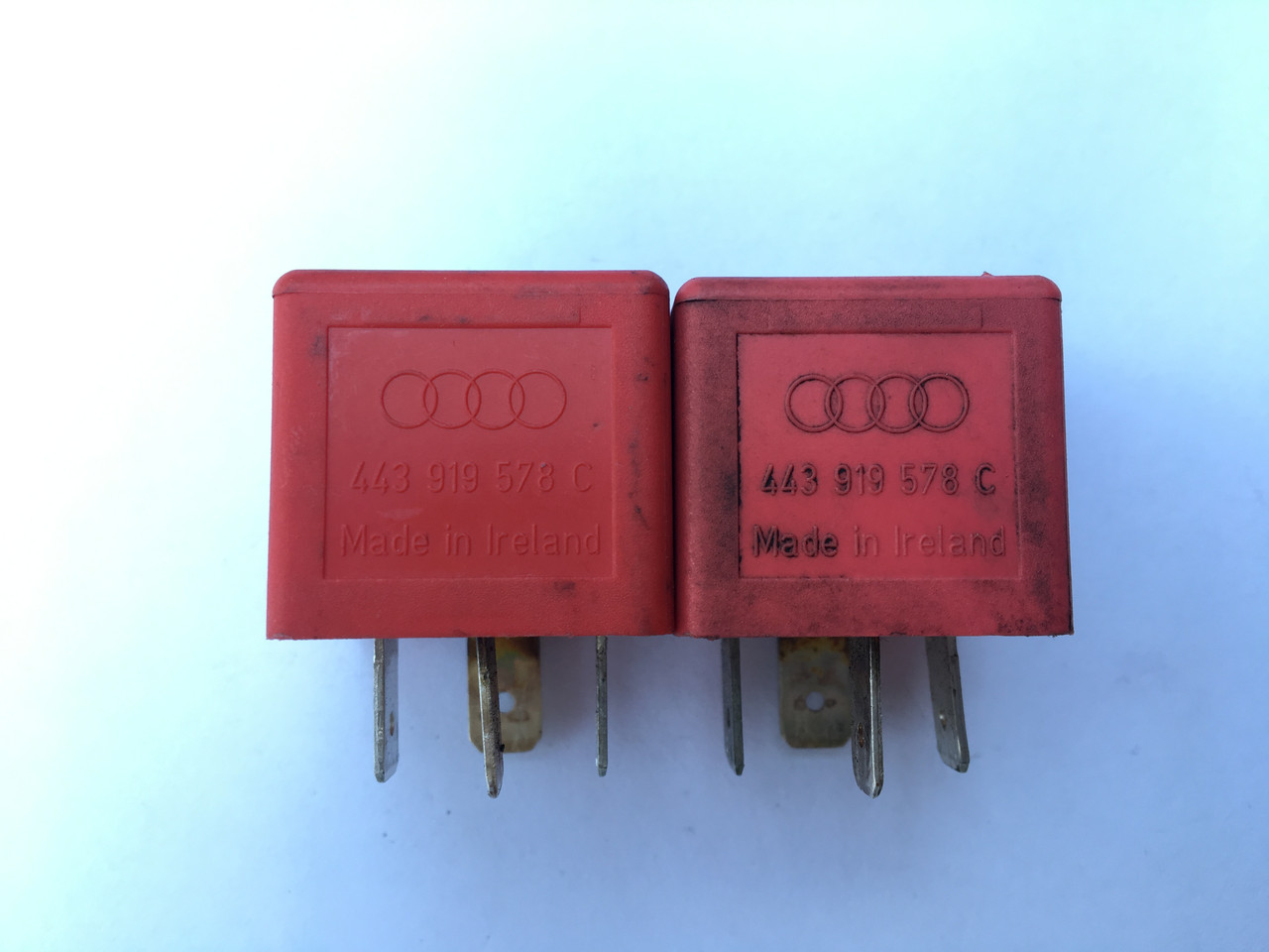 Автомобільне реле 267 / 899519000 / 89 9519 000 / 443919578С