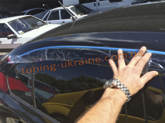 Вітровики c хром кантиком на Skoda Octavia A5 2004+