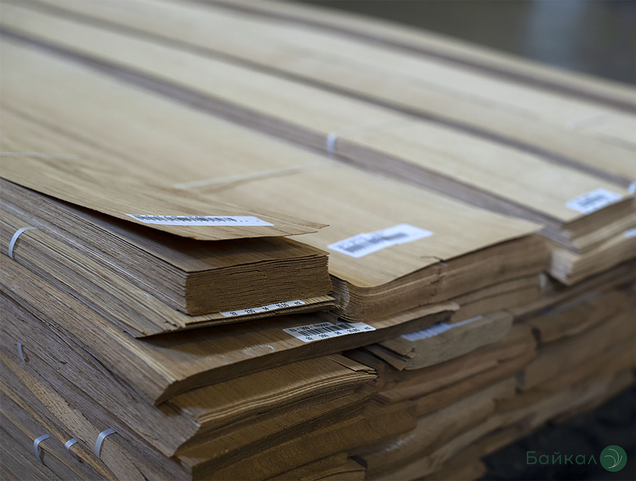 Шпон Дуба - 1,5 мм довжина від 2,10 - 3,80 м / ширина від 10 см (I ґатунок), фото 1