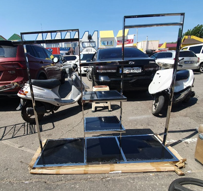 Стійка хром з чорним (з поличками), фото 1