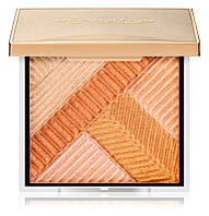 Хайлайтер Makeup Revolution Highlight Opulence Compact