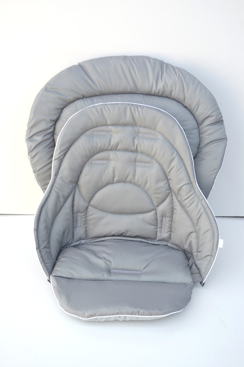 Набір чохлів до стільчика для годування Chicco Polly Magic 3 в 1 сірий у точку