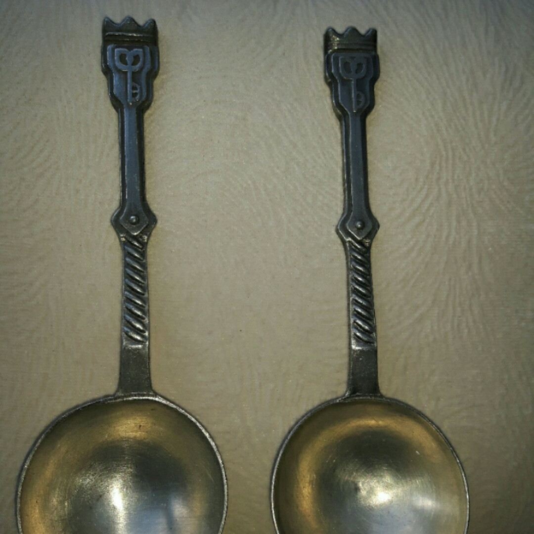 Пара олов'яних ложок . Ключ до серця, фото 1