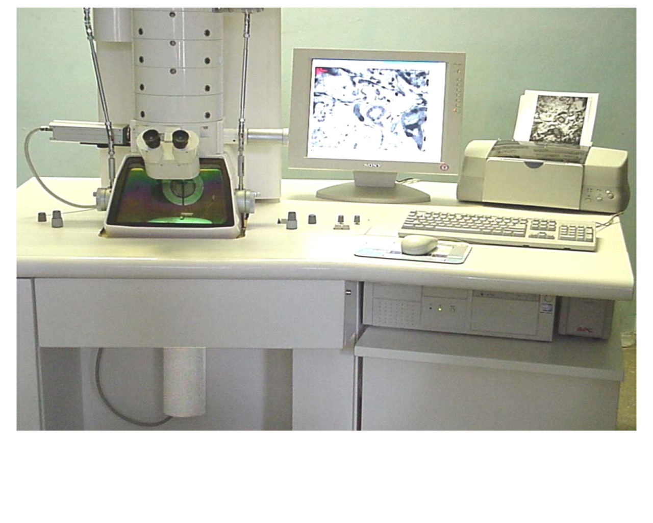 Ремонт і обслуговування просвічують мікроскопів (ПЕМ)
