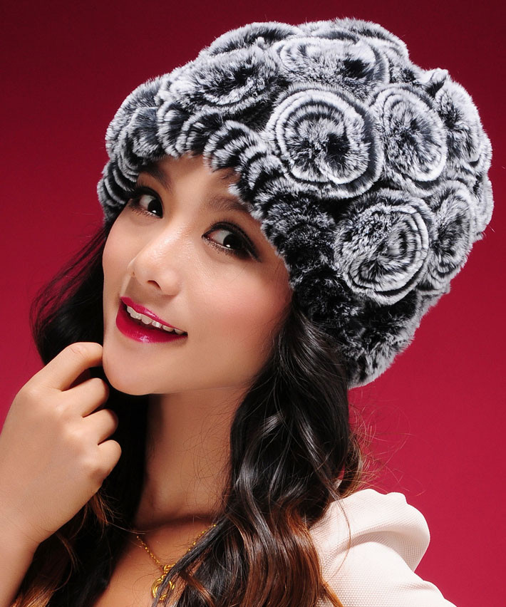 Жіноча шапка з хутра кролика рекомендована сіра з трояндами, фото 1