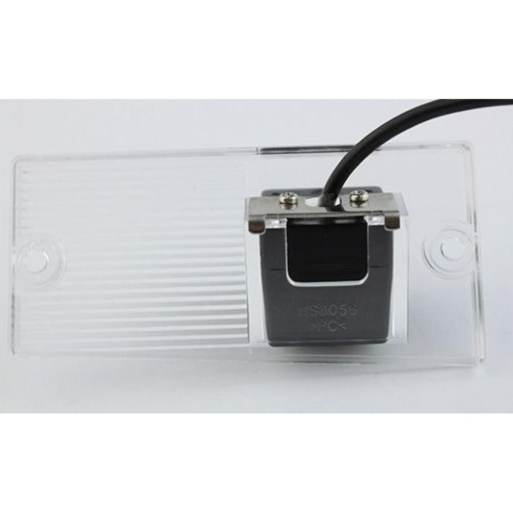 Штатная камера заднего вида iDial CCD-174 KIA Sportage II (2004-2010), Sorento I (2003-2006)