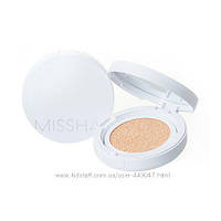 Увлажняющиц кушон №21 Missha Magic Cushion Moist Up SPF50+ PA+++ 15грамм