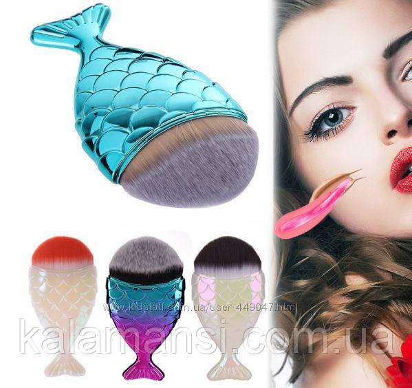 Шикарний багатофункційний пензель Рибка для макіяжу Fish Tail Brush