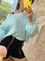 Уютный женский свитер крупной вязки