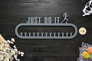 Сіра медальниця "Just do it. Біг, легка атлетика", з дерева