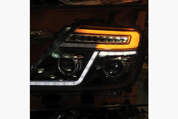 Передня оптика з LED (2 шт.) Nissan Patrol Y62 2010<unk> рр.
