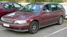 VOLVO V40 95-00
