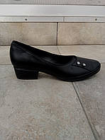 Женские черные туфли на каблуках повседневные