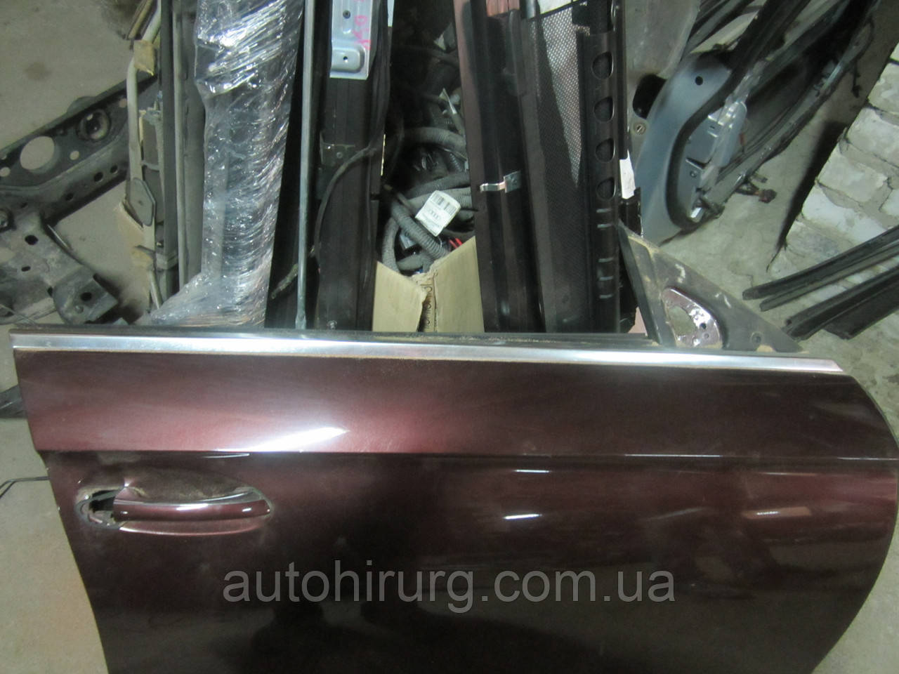 Молдинг під скло передніх правих дверей MERCEDES-BENZ w219 cls-class