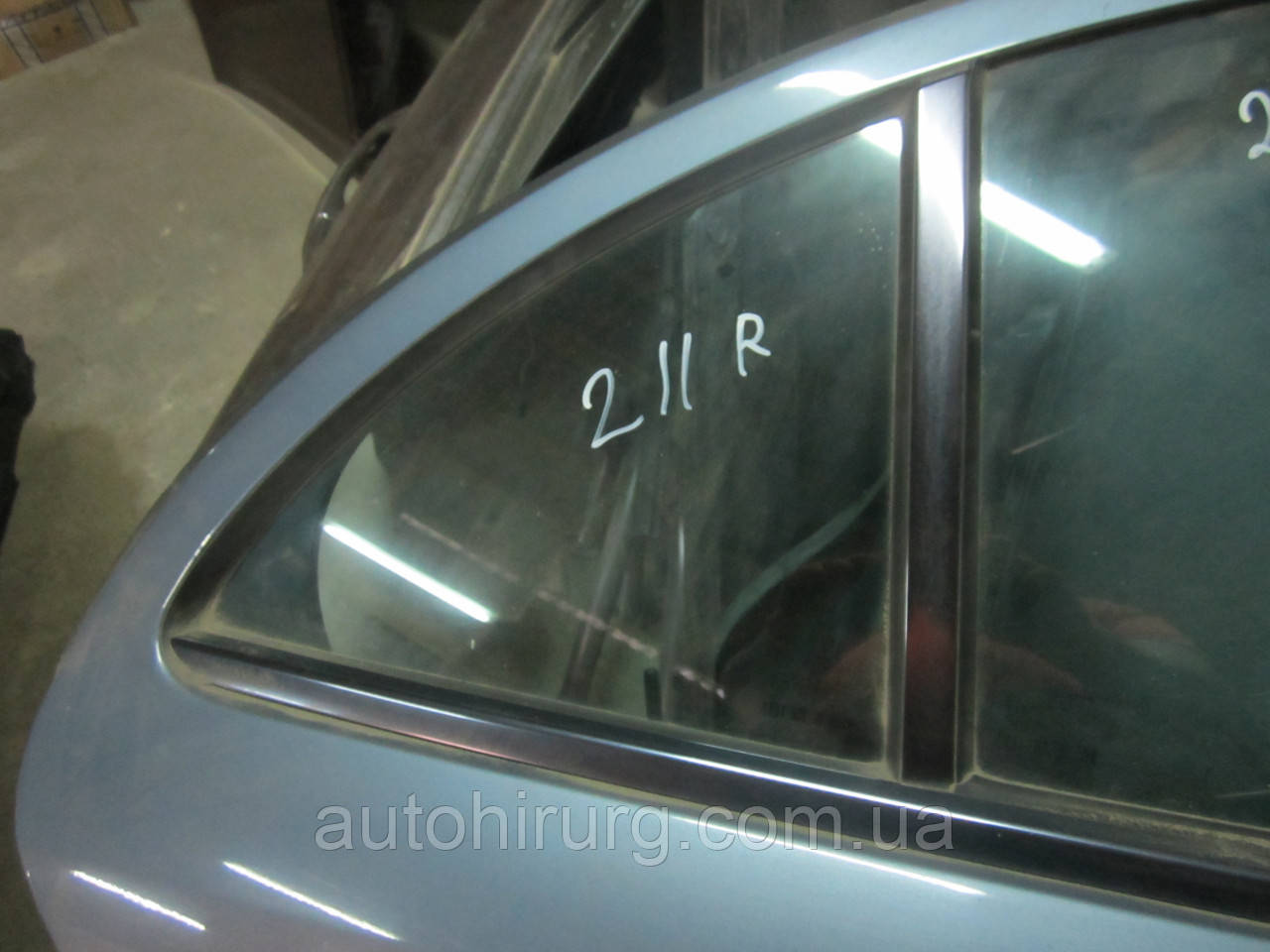 Заднє праве глухе дверне скло MERCEDES-BENZ w211 e-class, фото 1