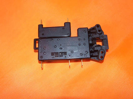 Замок блокування люка Ariston Indesit 813010004 (C00052845) з микриком
