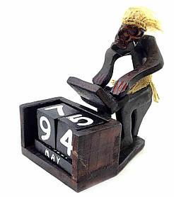 Календар настільний "Папуас Програміст" дерев'яний (18х17х11 см)