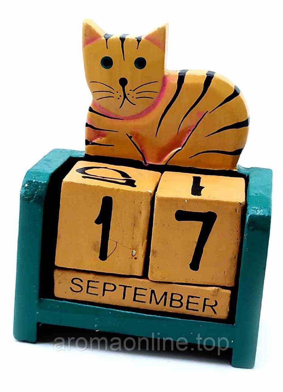 Вечный настольный календарь "Кот" деревянный (9х7х4 см) - фото 1 - id-p1024927977