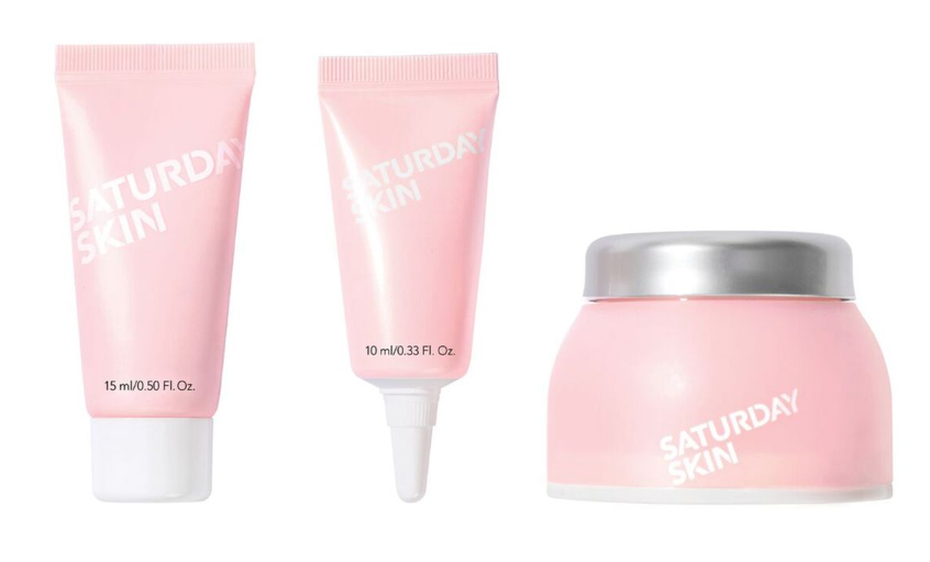 Набор косметики для очищения и ухода за кожей лица Saturday Skin Travel Essentials Set миниатюры - фото 5 - id-p1024956763