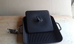 Сковорода гриль чавунна емальована, квадратна,з пресом,280мм*280мм, матово-чорна