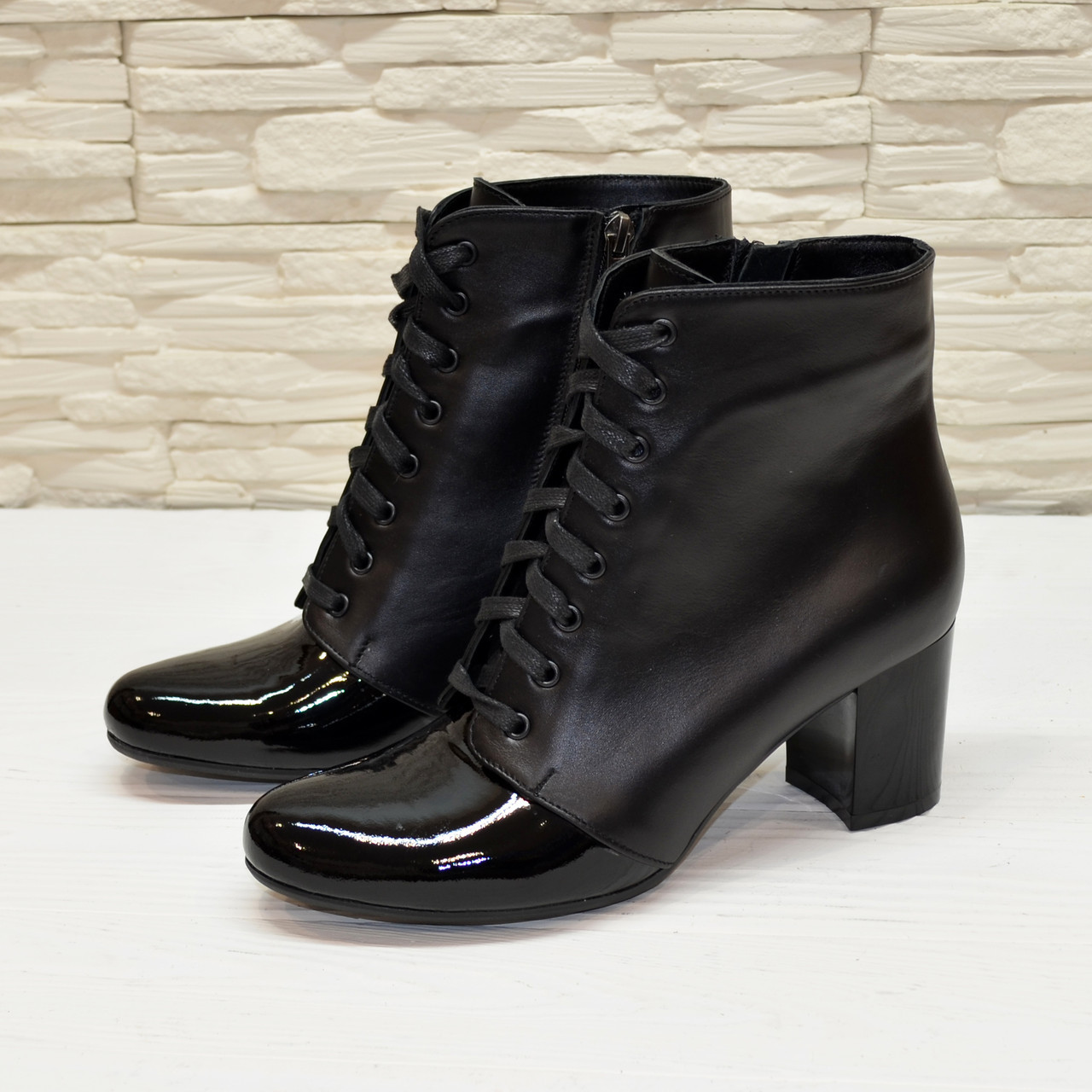 Черевики жіночі класичні на підборах, натуральна шкіра/лак, фото 1
