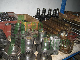 Трансмисия , полурама,ось передняя, кабина трактора ЮМЗ 11