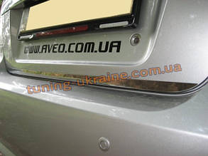 Кромка на багажник Carmos на Chevrolet Aveo 2005-2011 седан