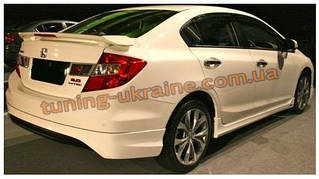 Спідниця на задній бампер під фарбування на Honda Civic 9 2011-2015