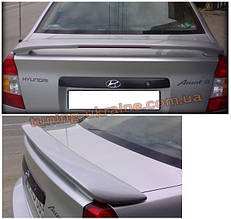 Спойлер зі стопом Milenium під фарбування на Hyundai Accent 2000-2003