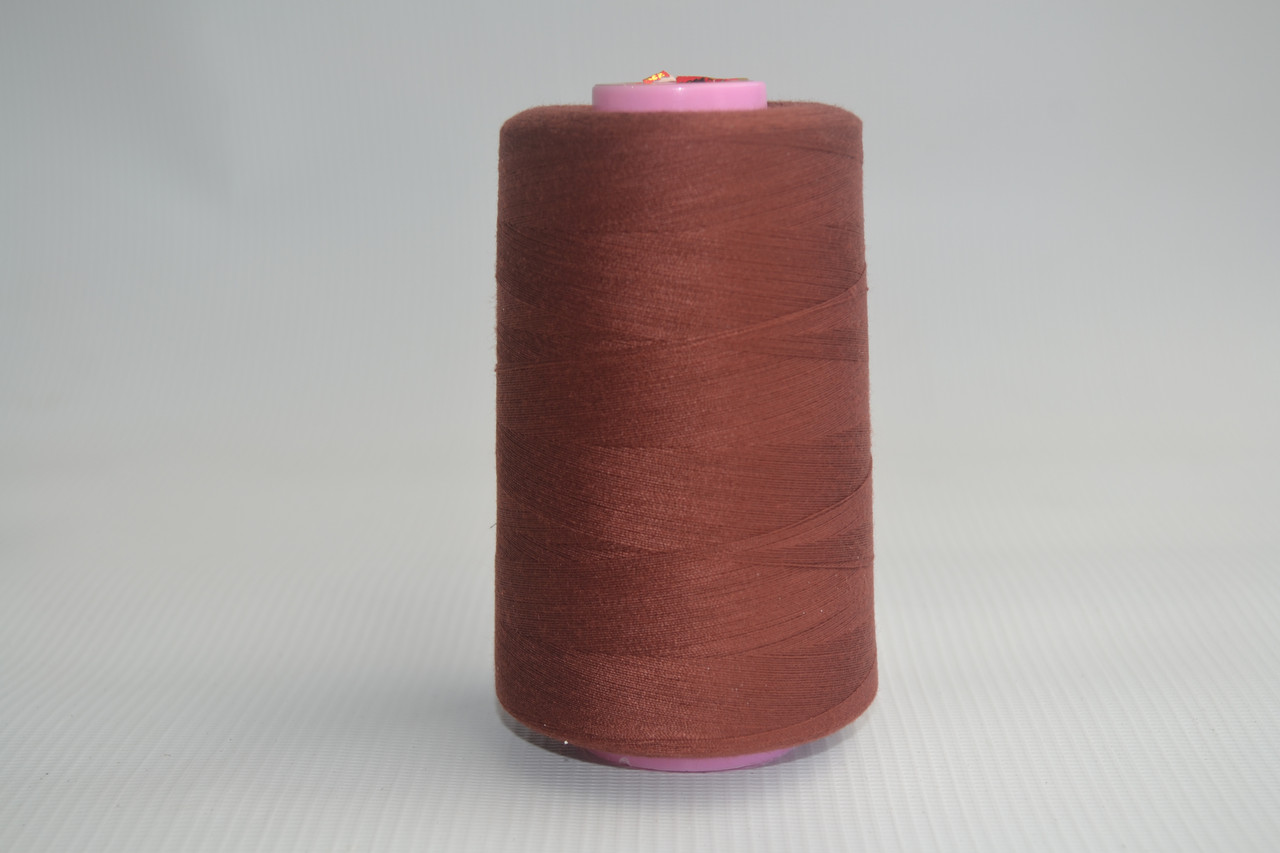 Швейные нитки разных цветов 846