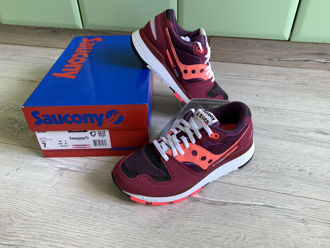 Saucony Azura Maroon Pink