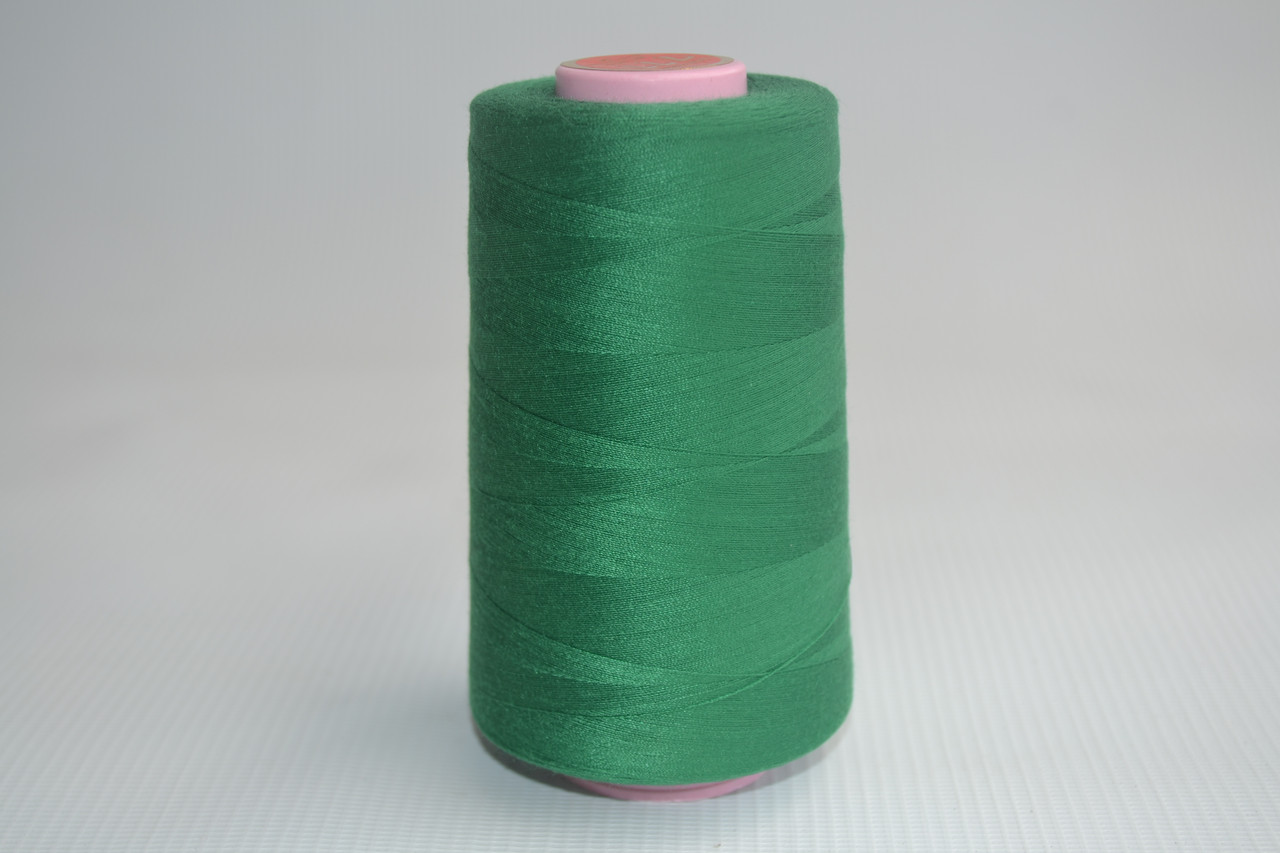 Швейные нитки разных цветов 870