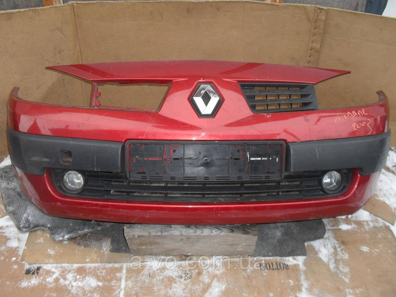 Бампер передній для Renault Megane 2, 8200142001, 8200142000, 8200073455, 2002-2006